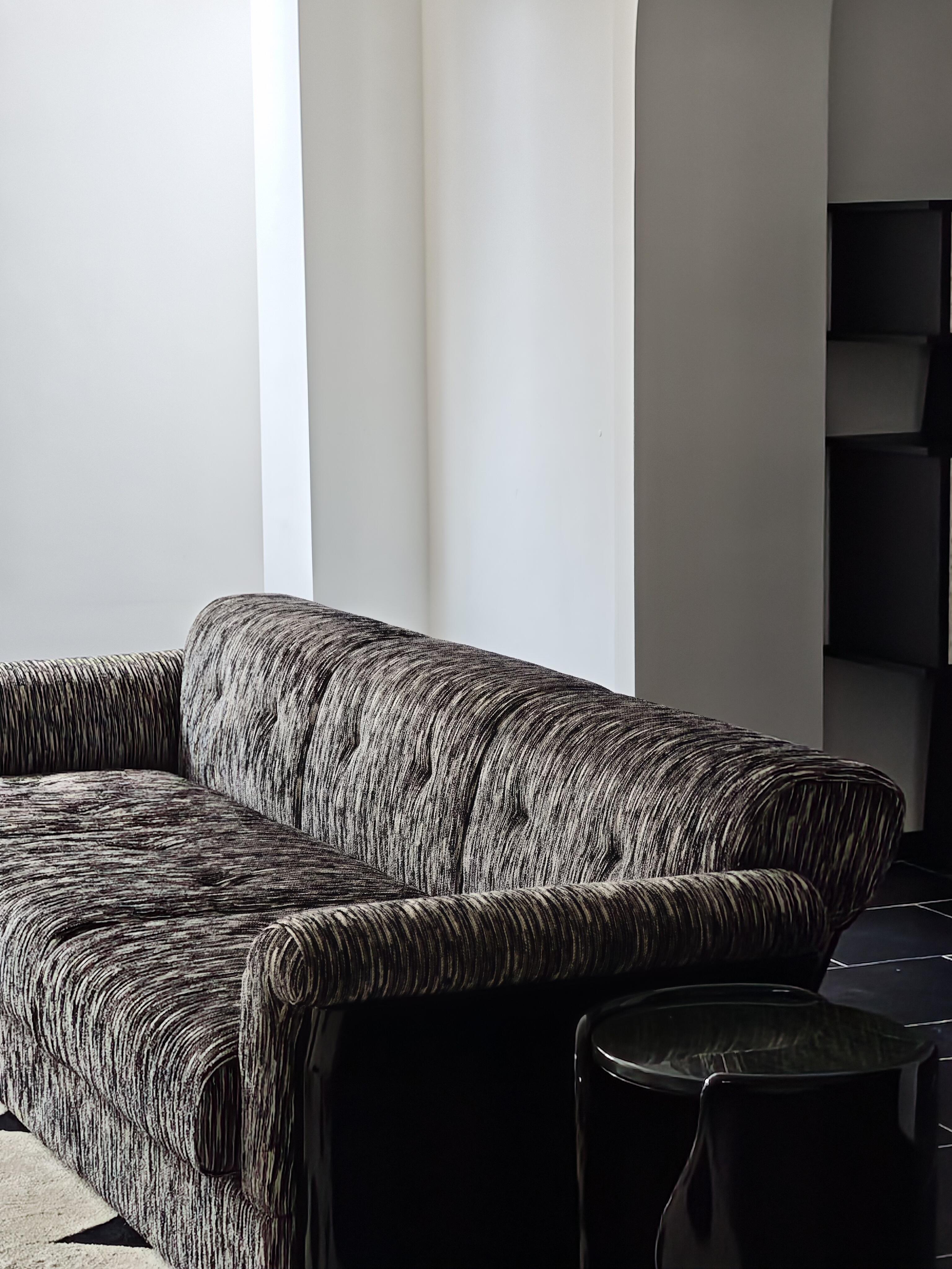「Prometheus」Textured Pattern Modern Fabric Large Living Room Sofa