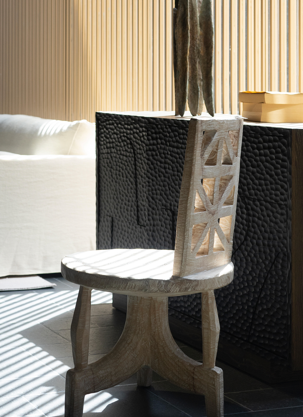 The Ance | Hand-Carved Geometric Art Throne in Solid Wood Chair