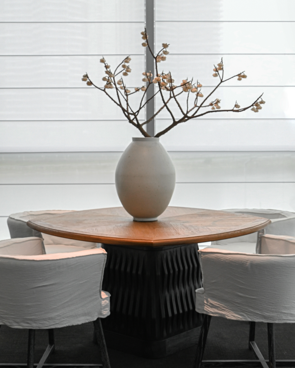 The Bamboo plaiting | Carved Solid Wood Square-Round Dining Table