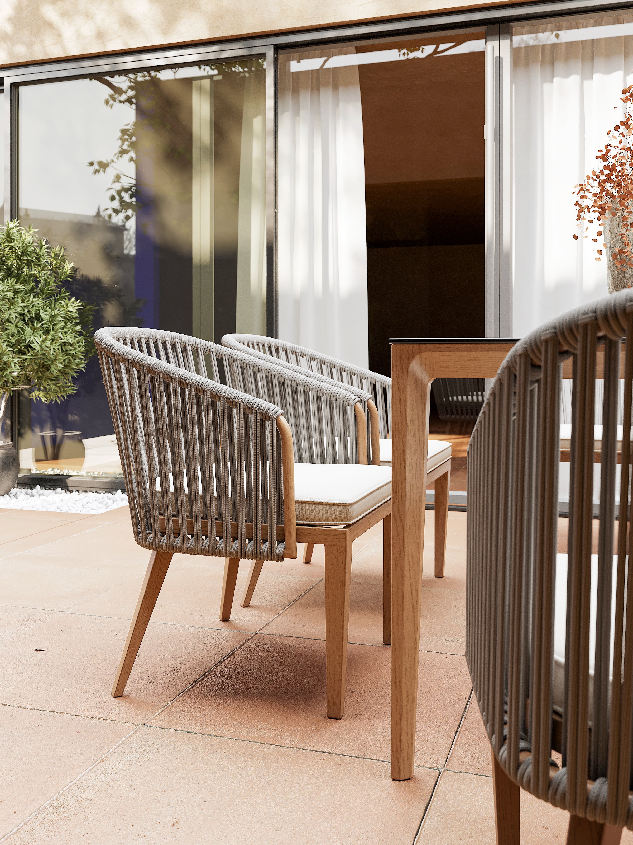 「Teak Rattan」Luxury Outdoor Dining Set