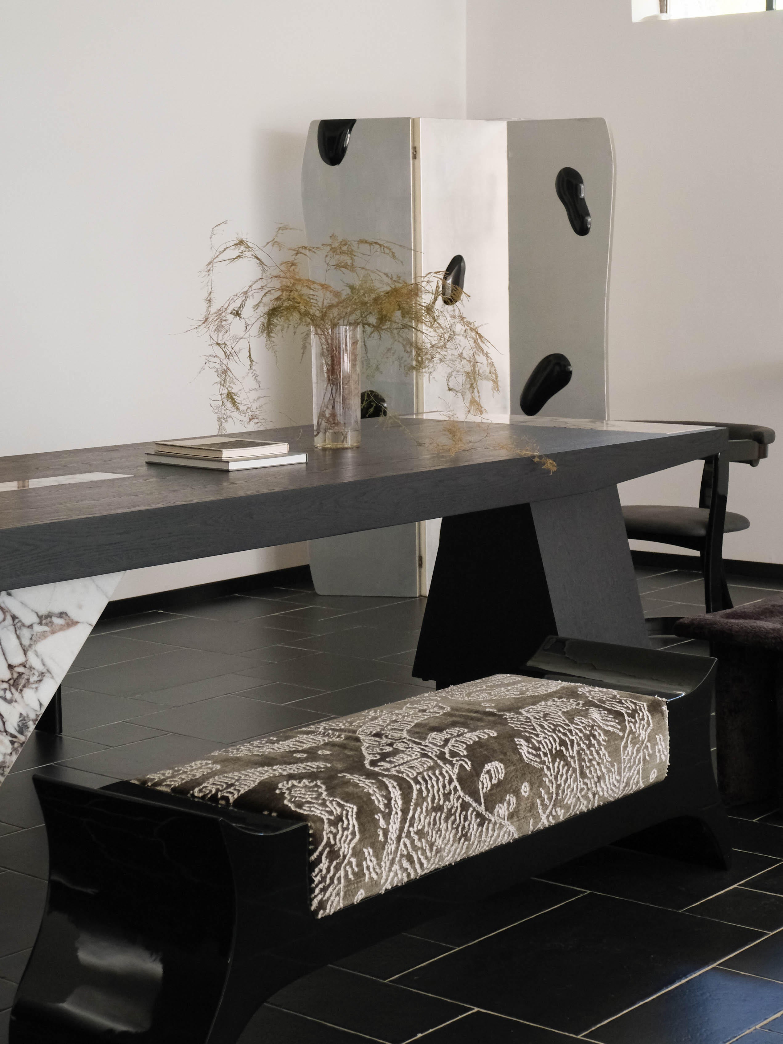 「Tiger Hill」Vintage Pattern Upholstered Decorative Solid Wood Bench