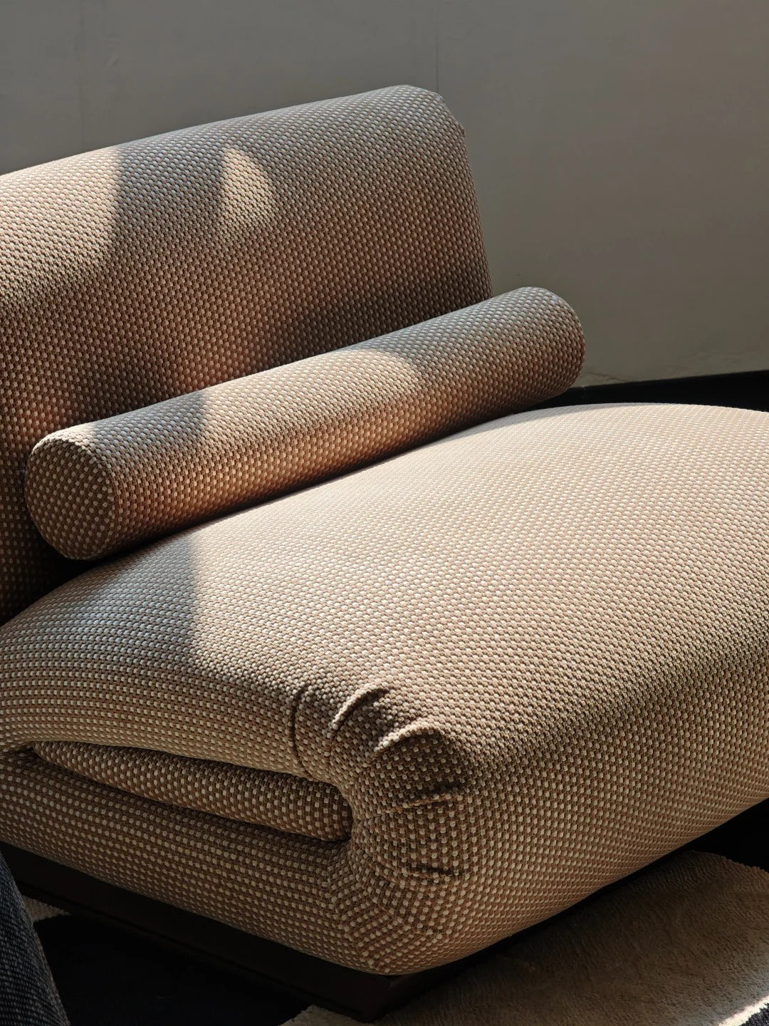 「Aurora」Organic Modern Textured Lounge Chair