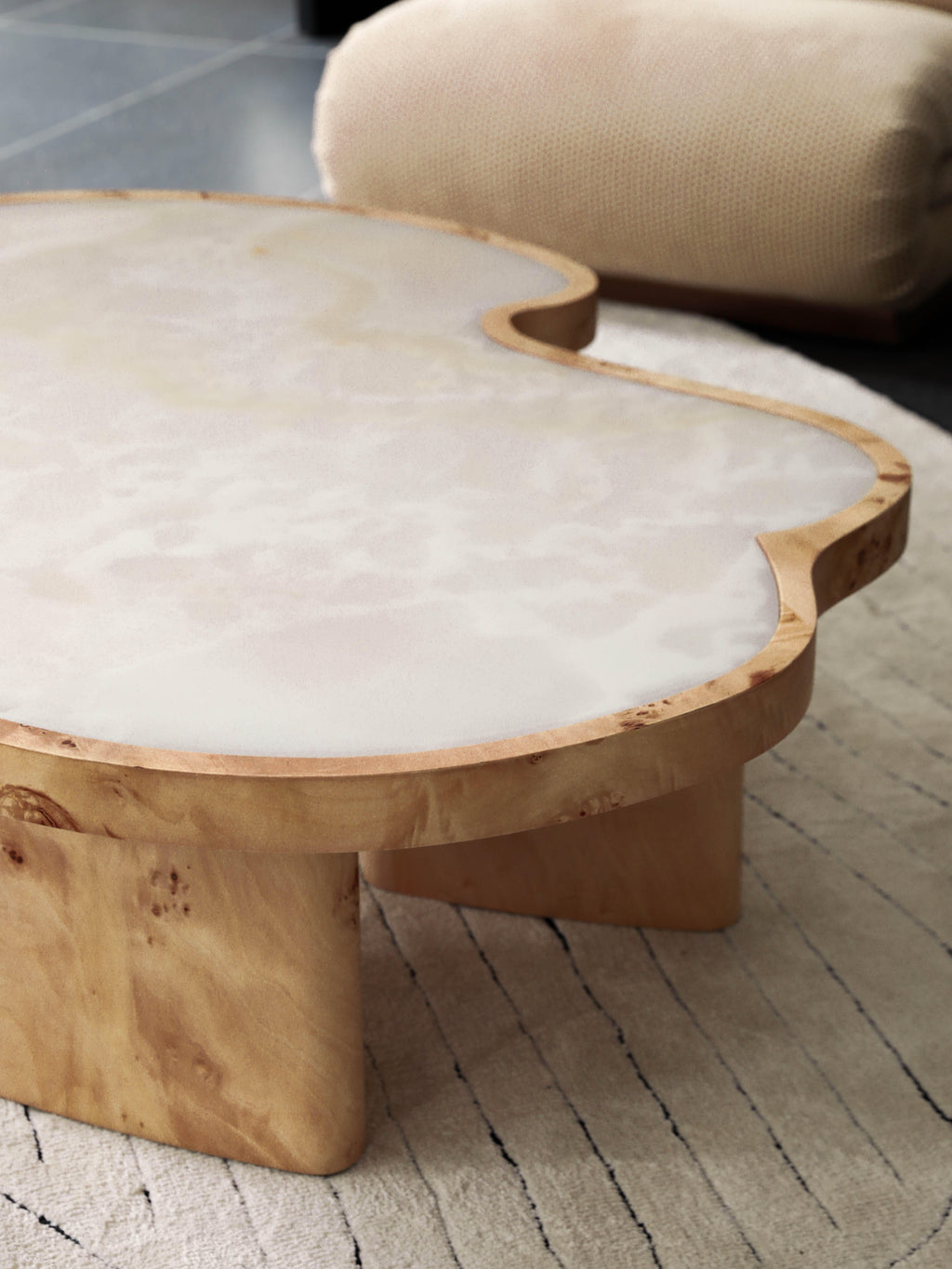 「Cloud Timber」Organic Irregular Stump Coffee Table