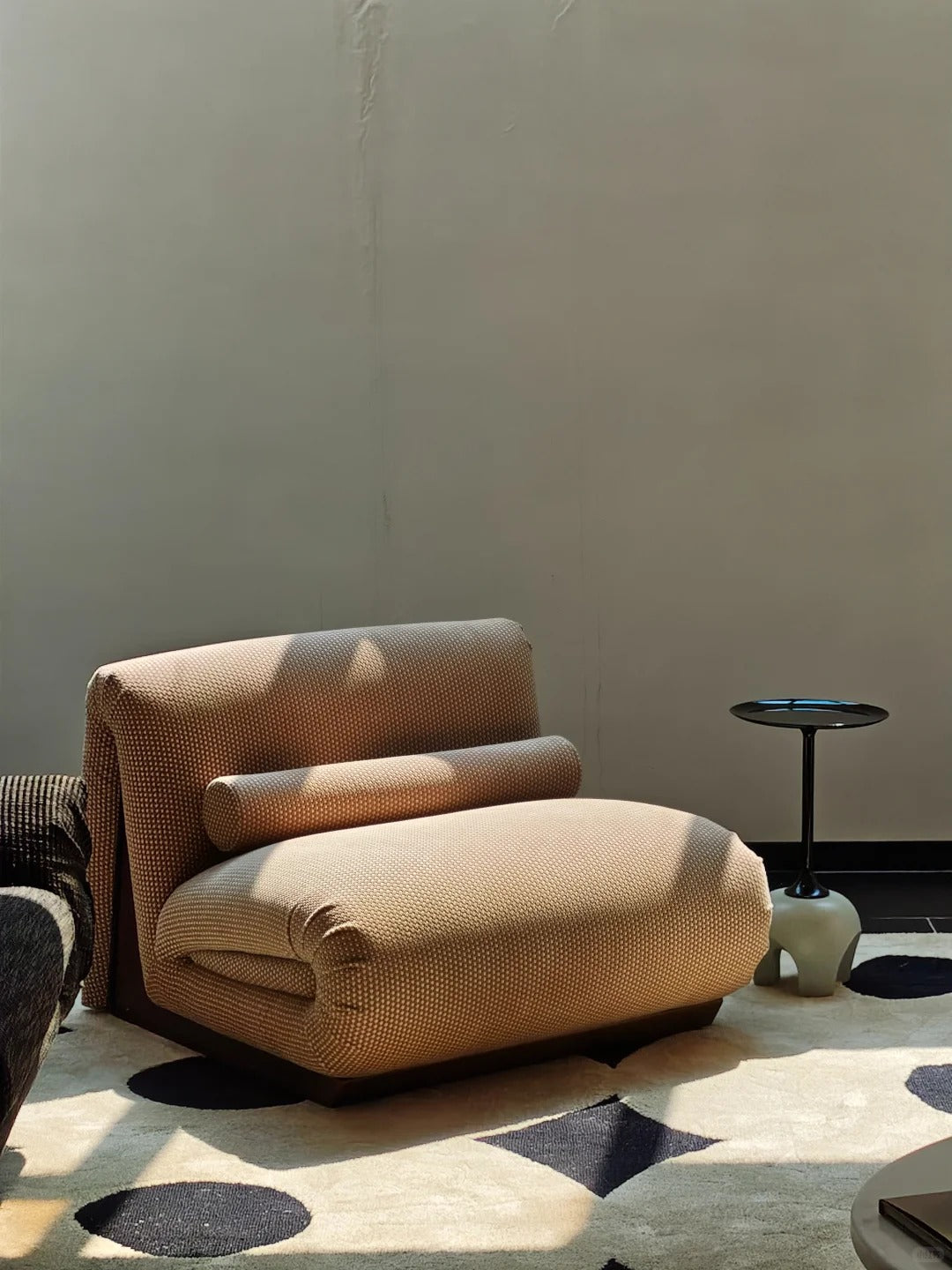 「Aurora」Organic Modern Textured Lounge Chair