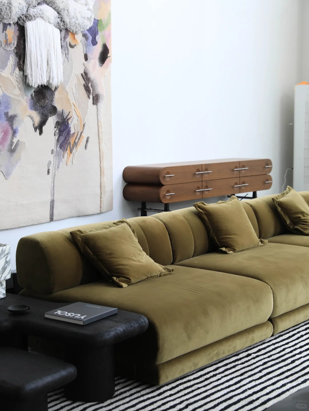 「Olive Vista」Modern Modular Velvet Sectional Sofa