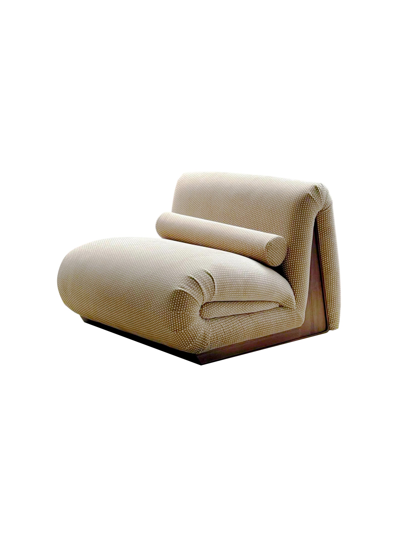 Aurora lounge chair with cloud-like curved silhouette, textured woven upholstery, and solid beech wood frame for modern luxury interiors.Premium quiet luxury lounge chair with ergonomic design and removable lumbar pillow, ideal for contemporary relaxation spaces.