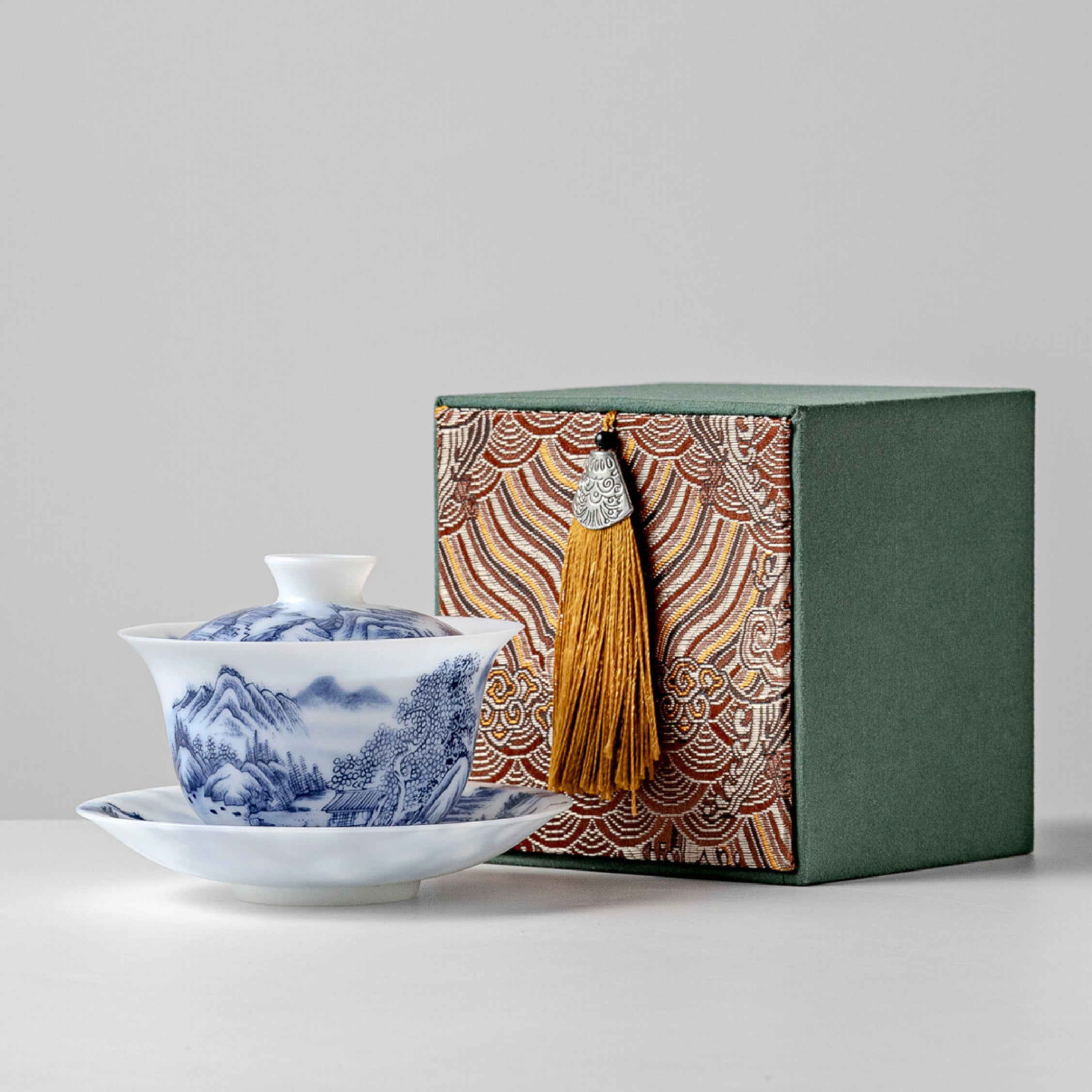 「White Feather Blue and White」Ultra-Thin 120ml Ceramic Teacup