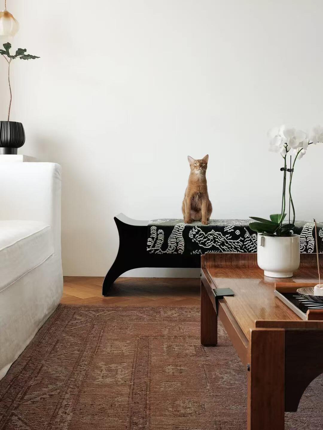 「Tiger Hill」Vintage Pattern Upholstered Decorative Solid Wood Bench