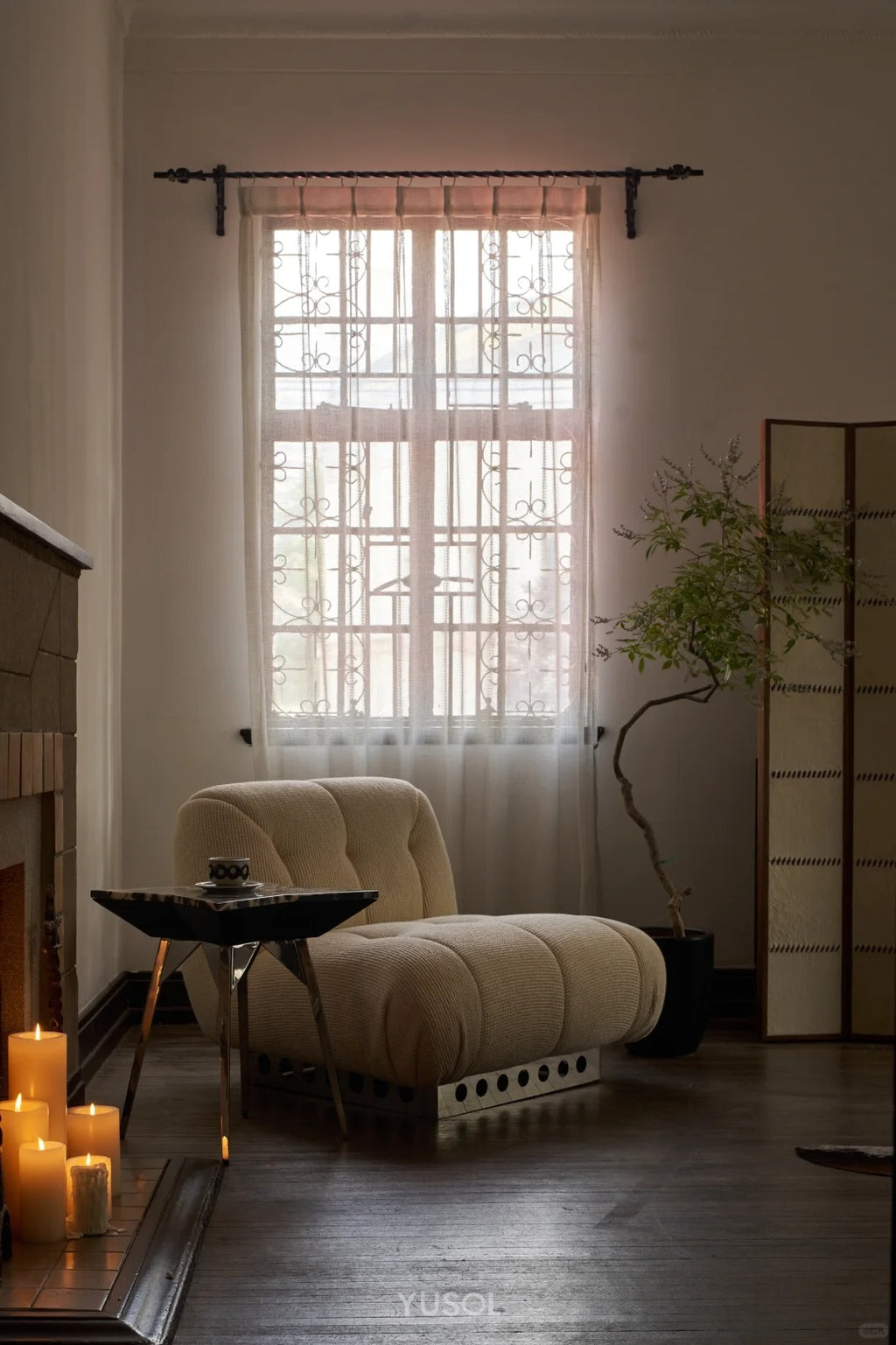 「Shell Cove」Organic Modern Tufted Lounge Chair