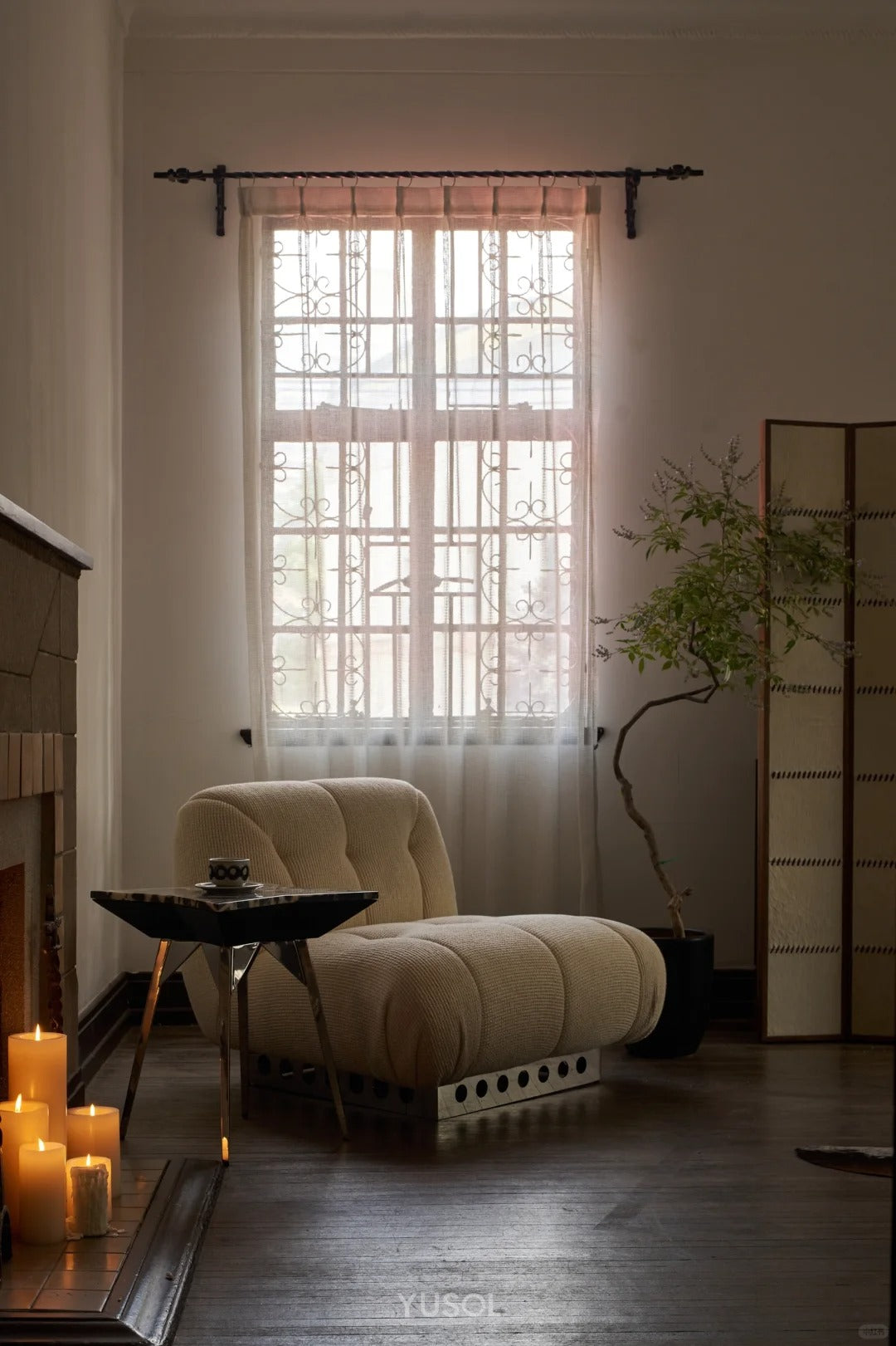 「Shell Cove」Organic Modern Tufted Lounge Chair